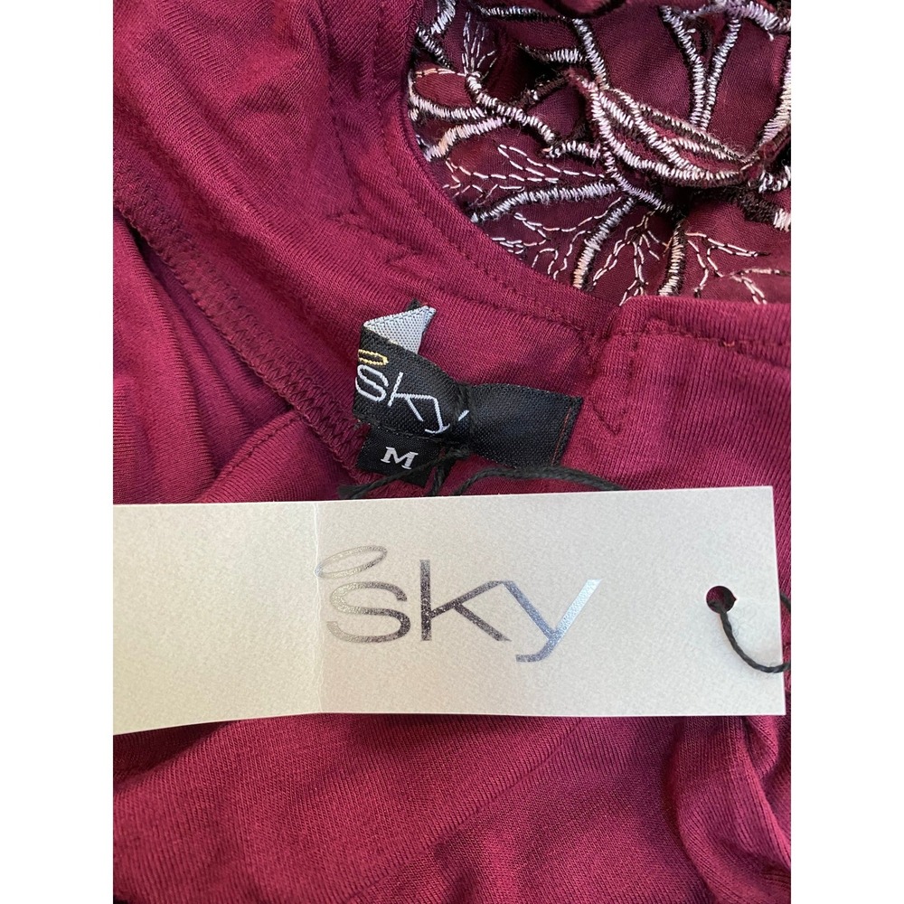 NEW Sky V-Neck Braided Lace Racerback Top Burgundy Medium - Picture 4 of 4